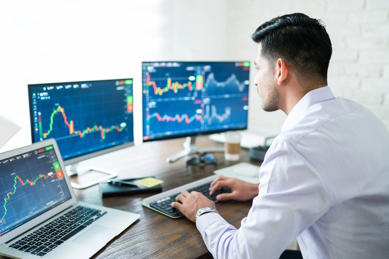 Tips for Becoming a Successful Stock Trader